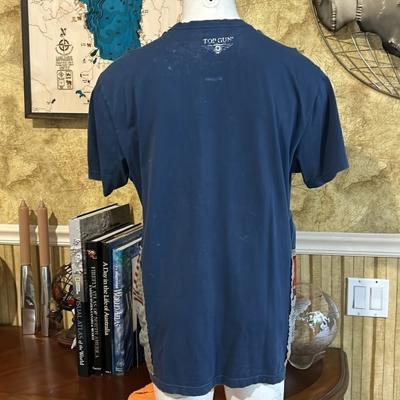 Top Gun Distressed Tee. 2X - Picture 4 of 8